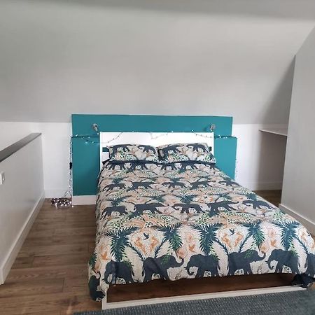 The Old Bar In Wiltshire - 1 Bedroom Guesthouse Τσίπενχαμ Εξωτερικό φωτογραφία